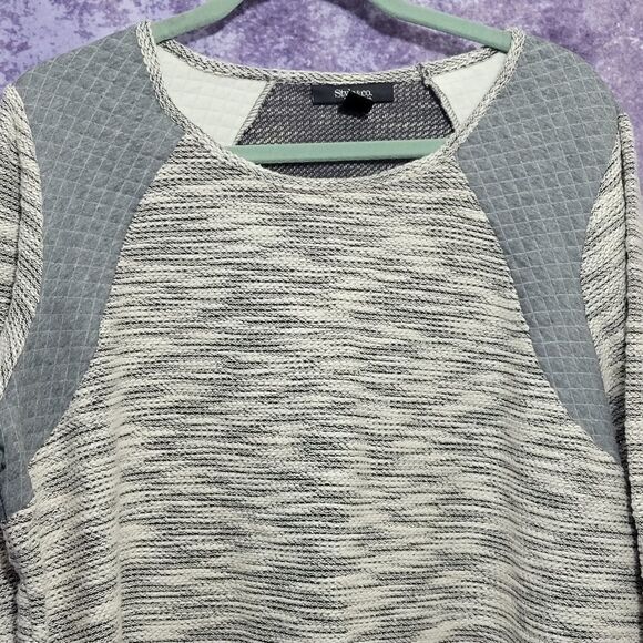 Womens Gray Sweater  - Picture 2 of 10